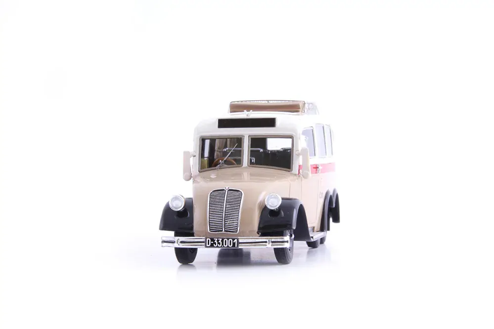 Tatra 603 X-5 1:43 AutoCult