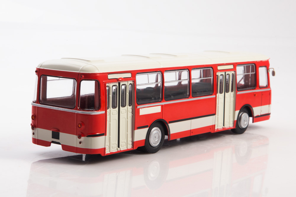 LIAZ-677M autobusová kolekce 1:43 Modimio
