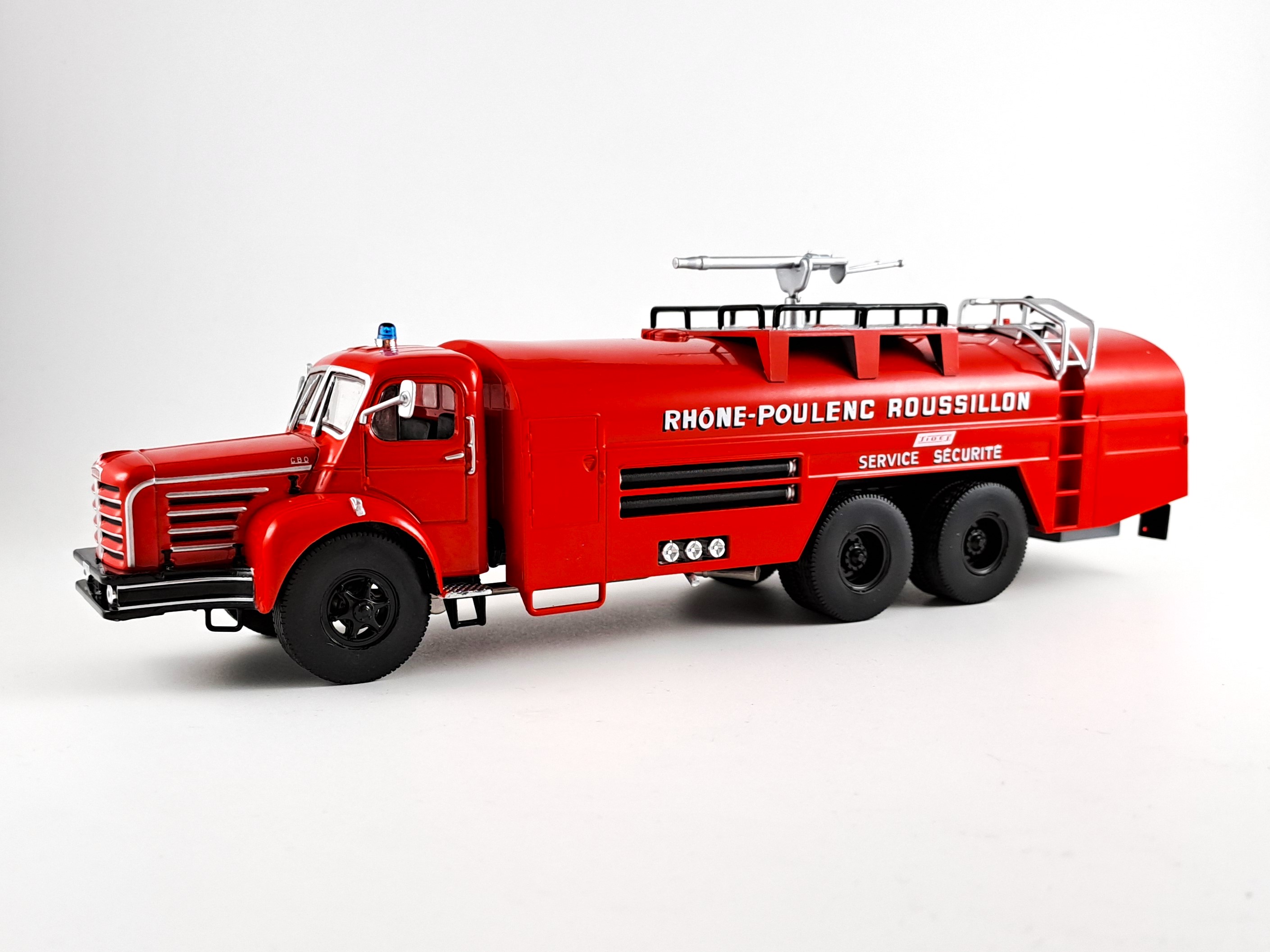 Berliet GBO Rhone-Poullenc hasiči 1:43 Hachette