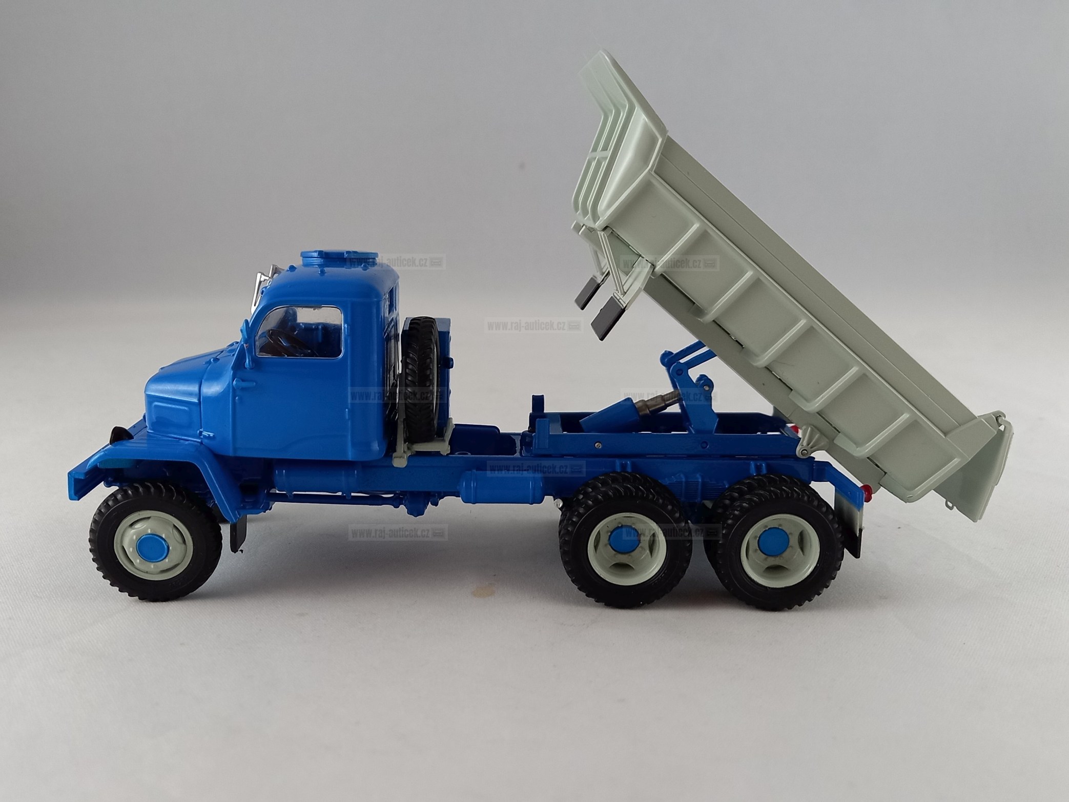 Praga V3S dumper modrý 1:43  Auto Historia