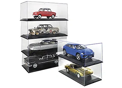 vitrína na modely 1:18 MCG