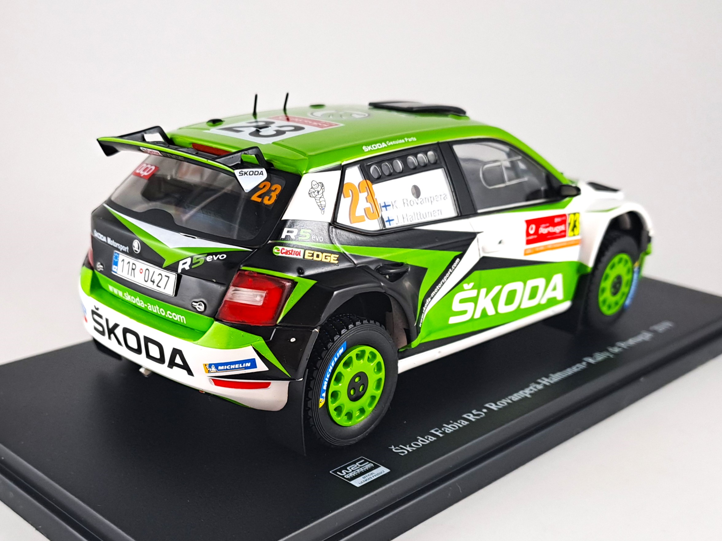 Škoda Fabia R5 Evo no.23, Rovanpera, rallye Portugalsko 1:24 Hachette