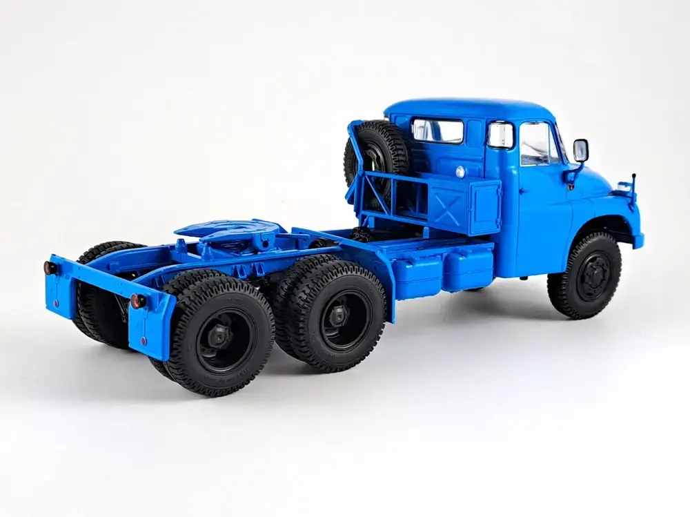 Tatra T138 NT 6x6 modrá 1:43 Auto Historia