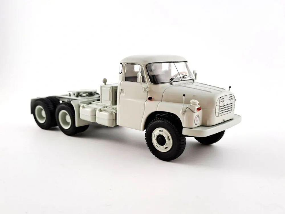 Tatra T148 NT 6x6 1:43 Auto Historia