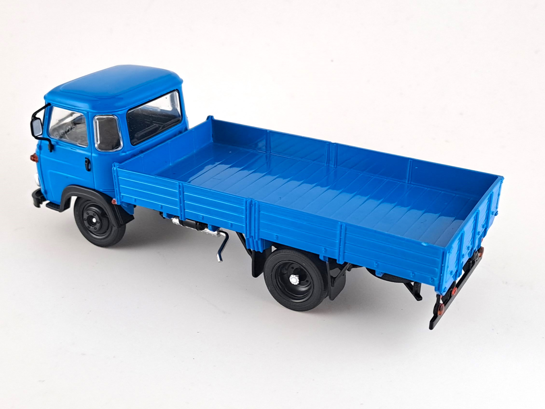 Avia A31 valník 1:43 Auto Historia