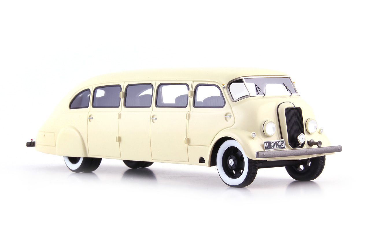 Baťův autokar Sodomka 1937 SET OF THE YEAR 1:43 Autocult