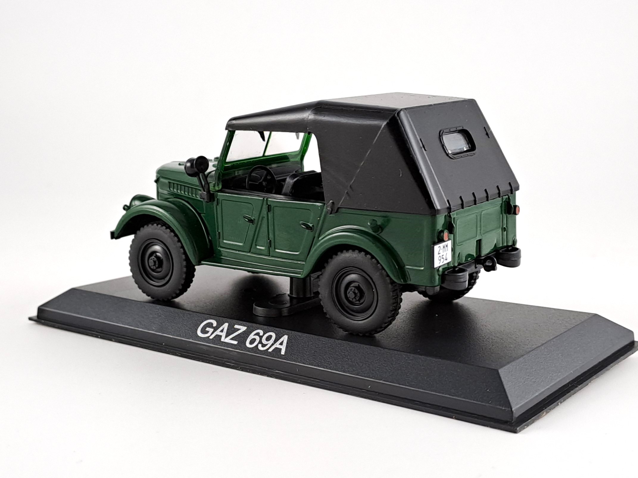 GAZ 69A 1:43