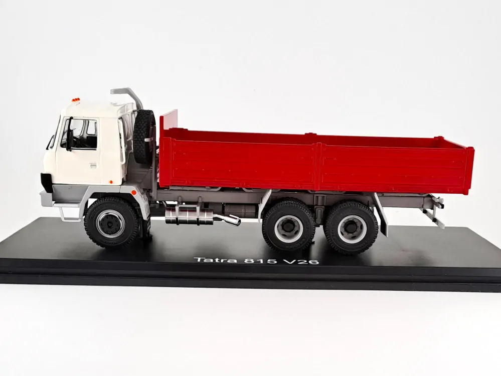 Tatra 815 V26 bílá 1:43 Premium ClassiXXs