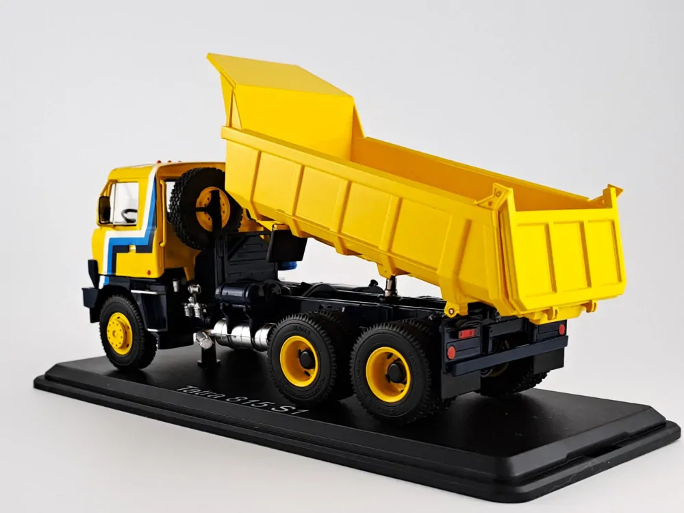 Tatra 815 S1 žlutá 1:43 Premium ClassiXXs