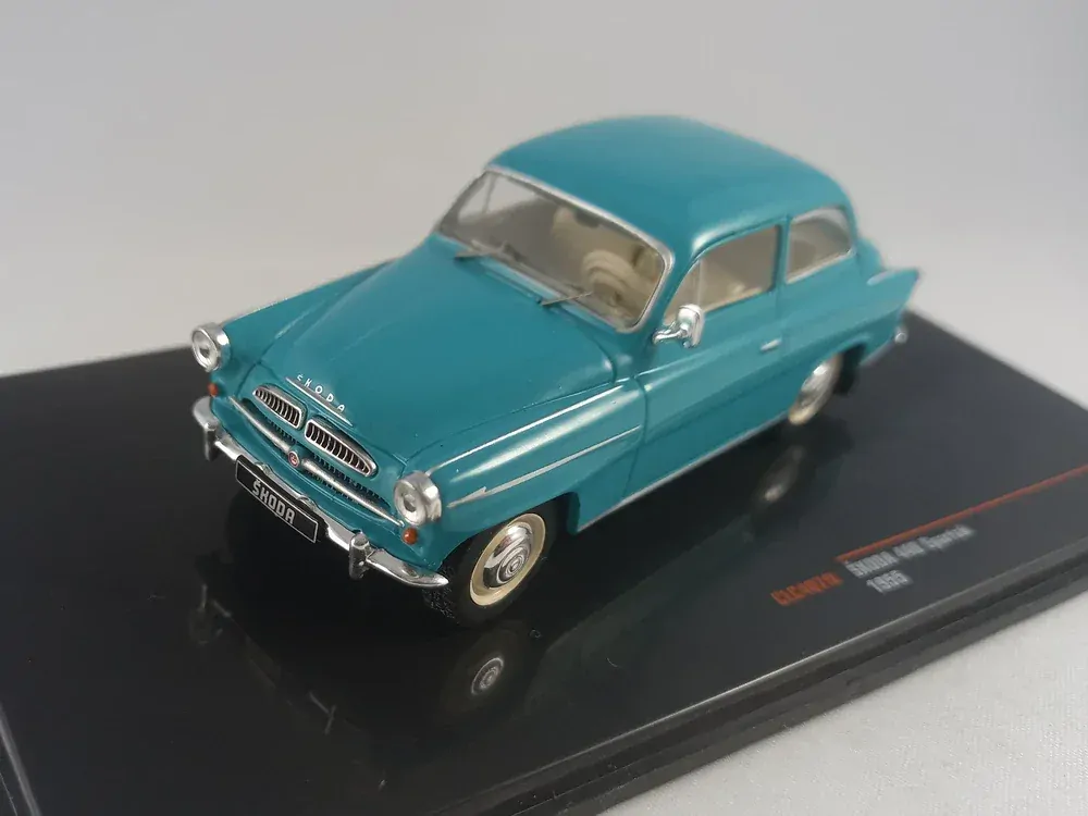 Škoda 440 Spartak 1:43 IXO