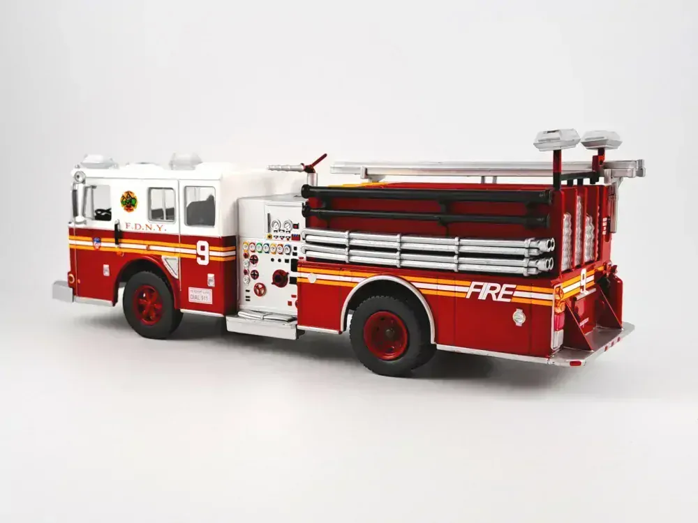 Seagrave Marauder hasiči Chinatown 1:43 Altaya
