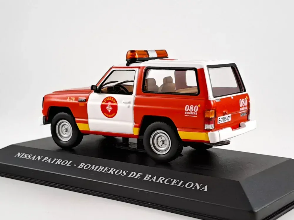 Nissan Patrol hasiči Barcelona 1:43 Altaya
