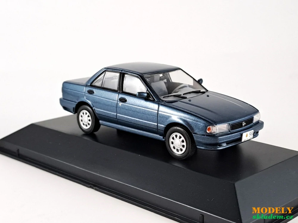 Nissan Sentra 1:43 Altaya