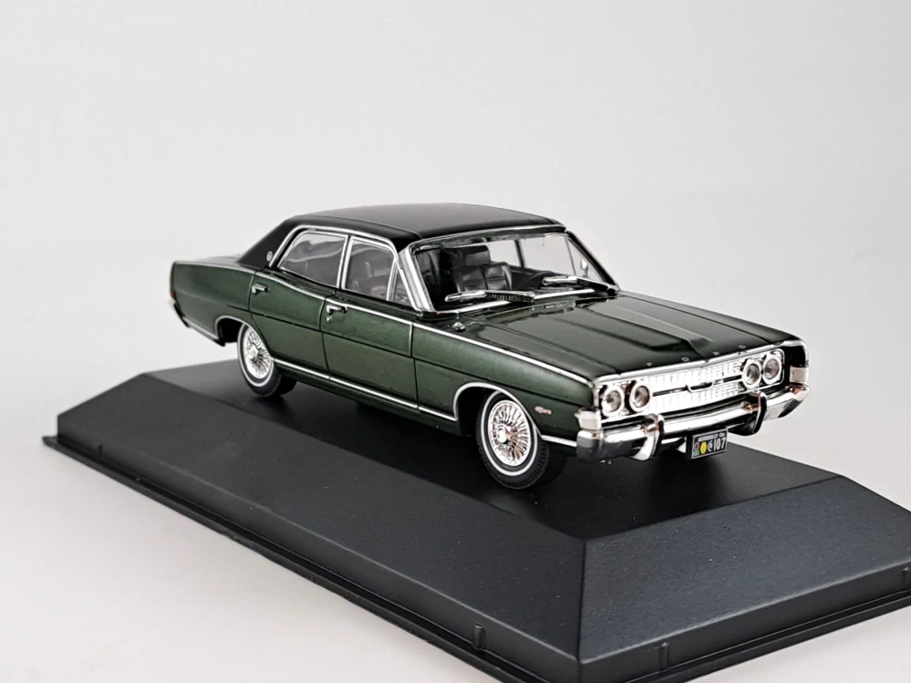 Ford Fairlane LTD V8 1:43 Altaya