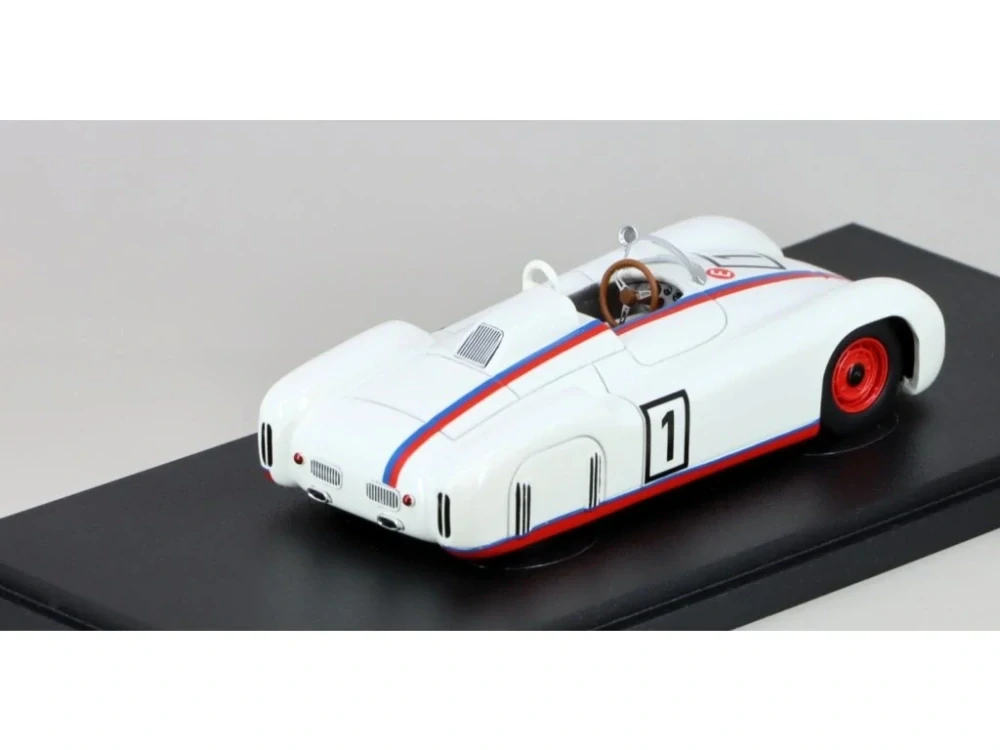 Tatra 602 Tatraplan 1:43 AutoCult