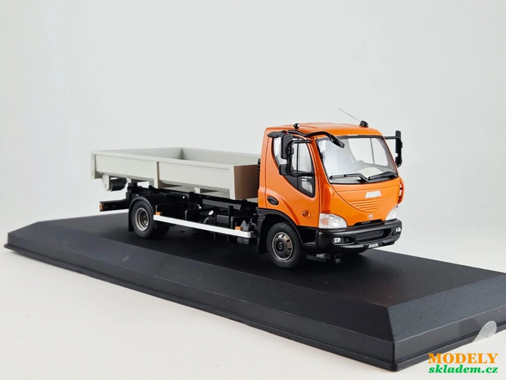Avia D kontejner oranžový 1:43 Foxtoys