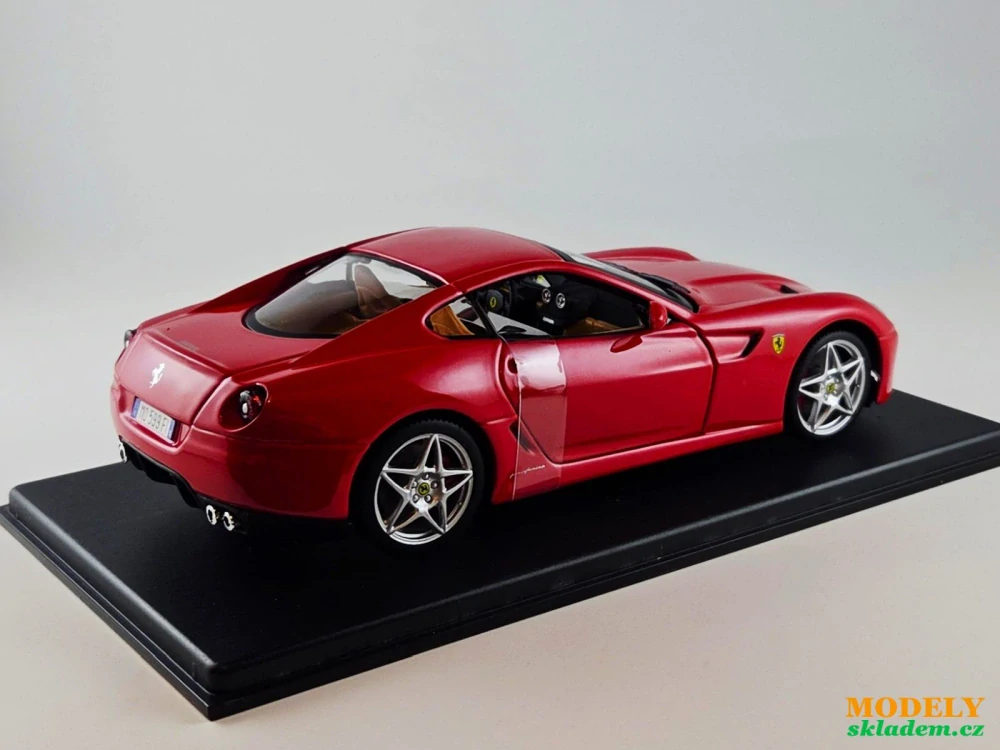 Ferrari 599 GTB Fiorano 1:24 Hachette