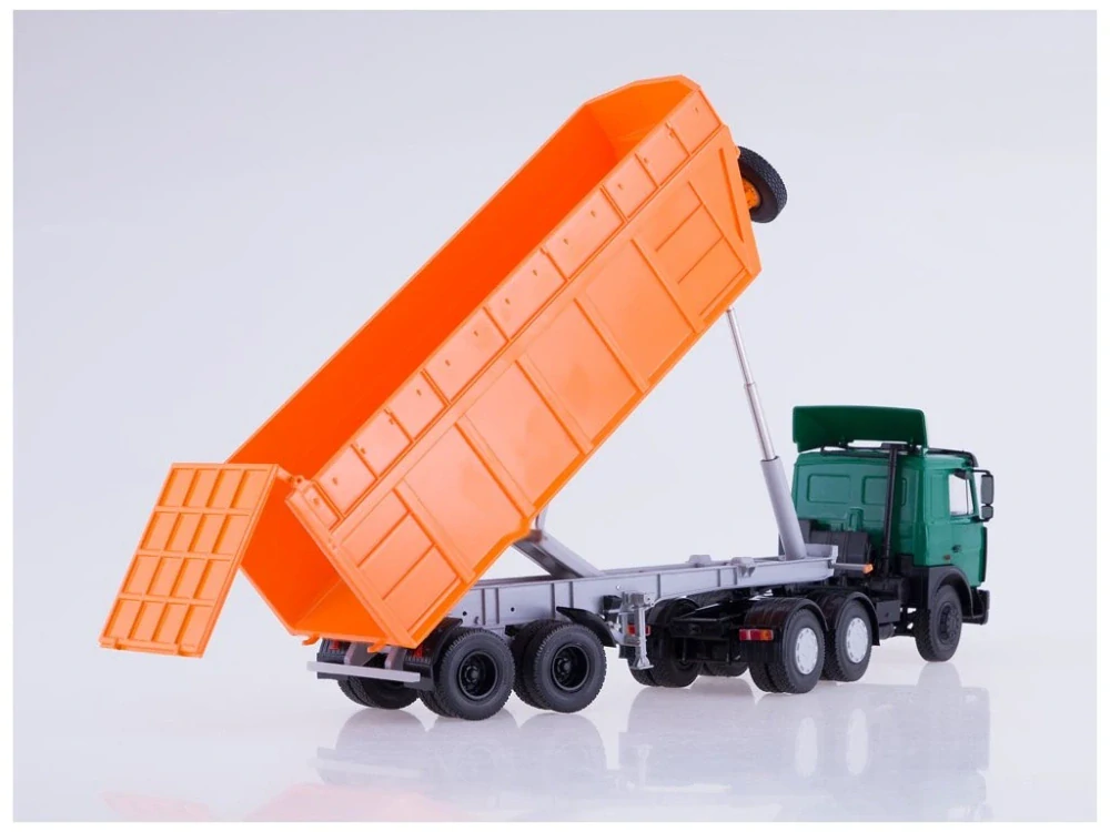 MAZ-6422 s návěsem MAZ-9506-30 1:43 Auto Historia