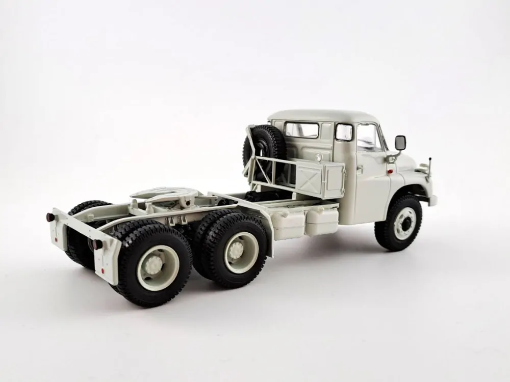 Tatra T148 NT 6x6 1:43 Auto Historia