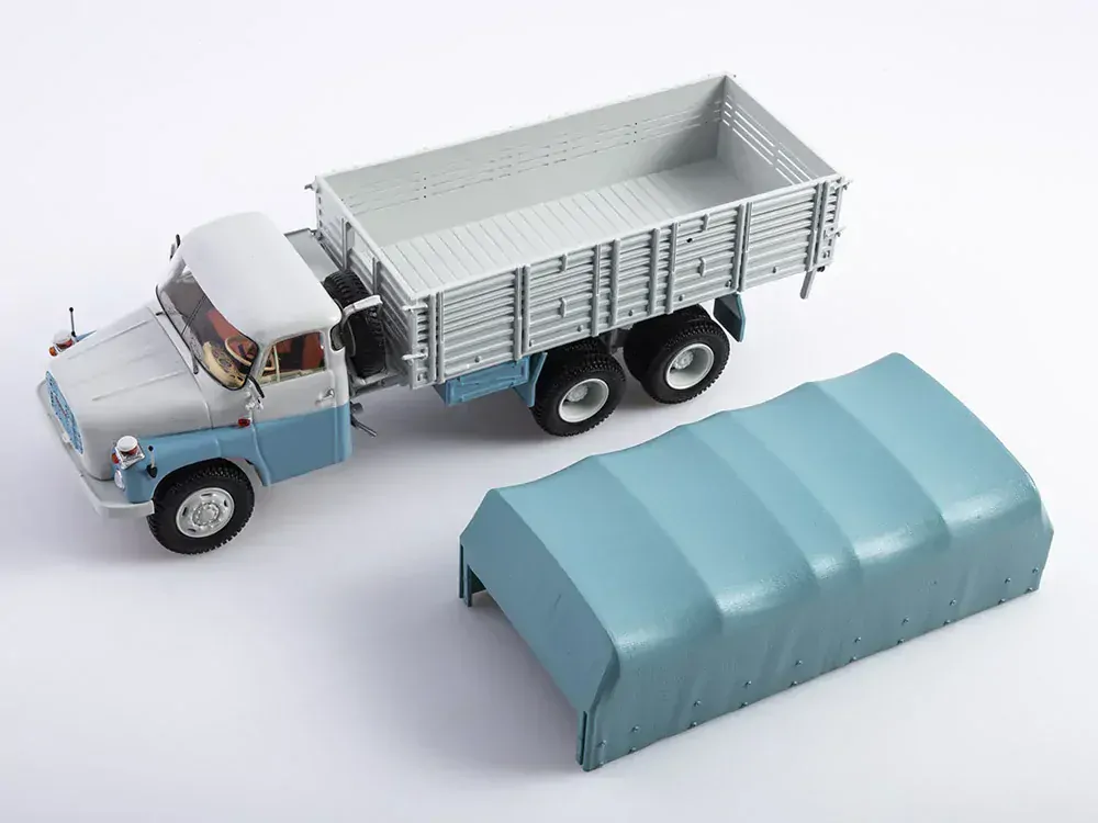 Tatra T148 valník s plachtou modrobílý 1:43 SSM