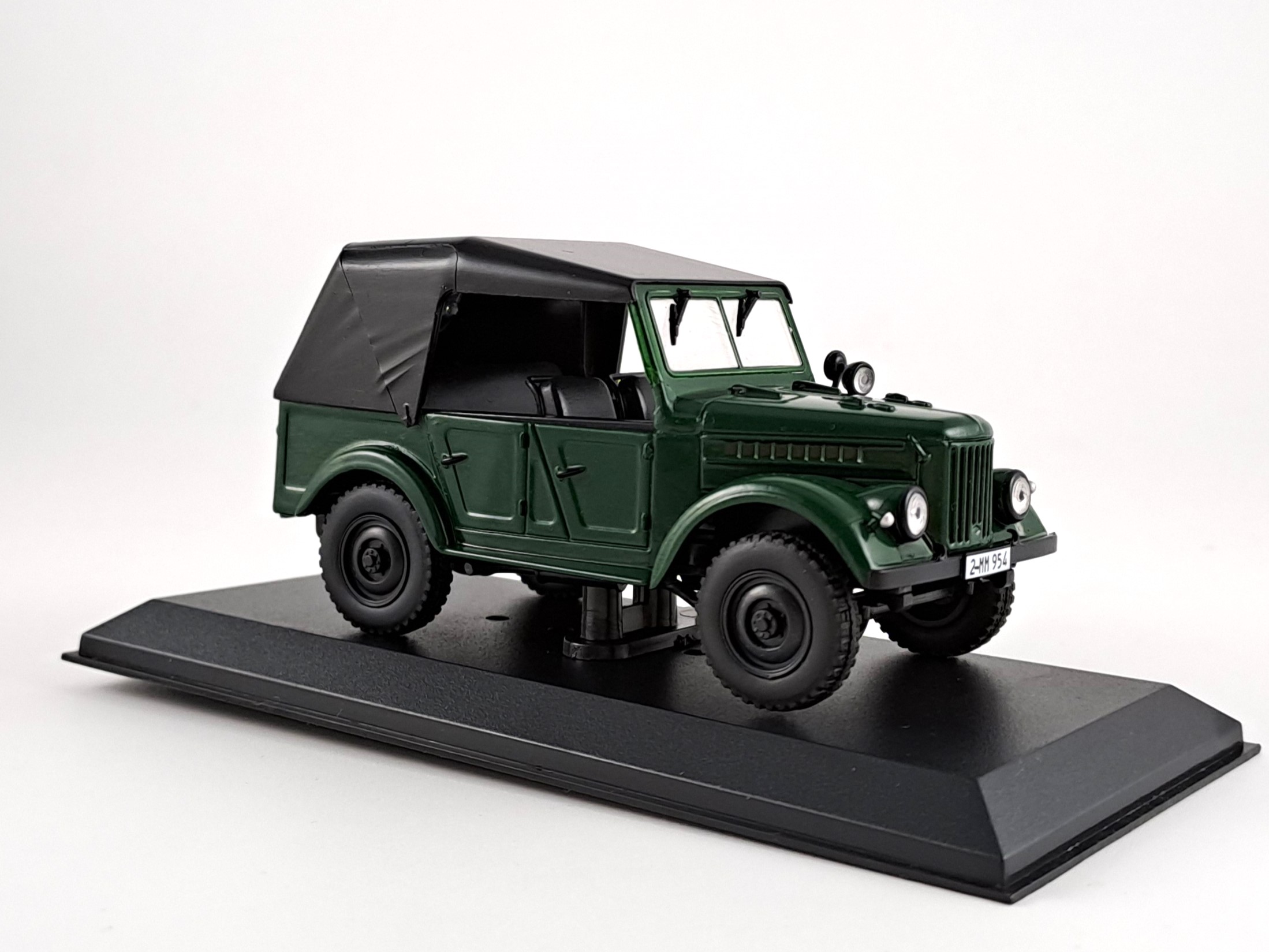 GAZ 69A 1:43