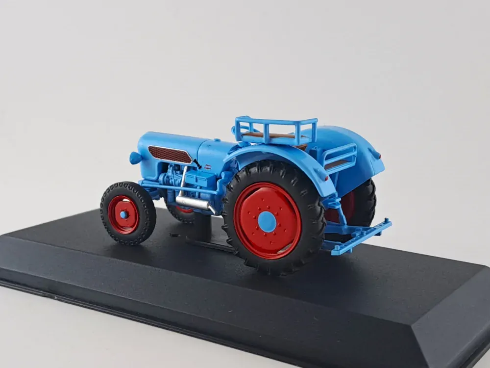 Eicher Konigstiger EM 300 1:43 Hachette