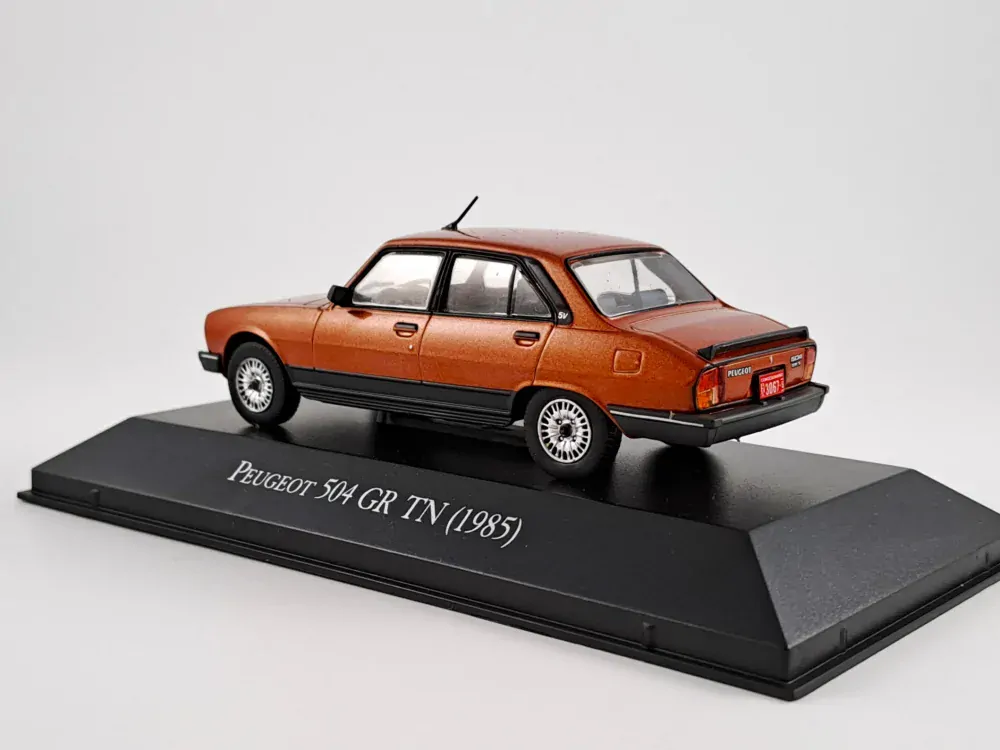 Peugeot 504 GR TN 1985 1:43 Altaya