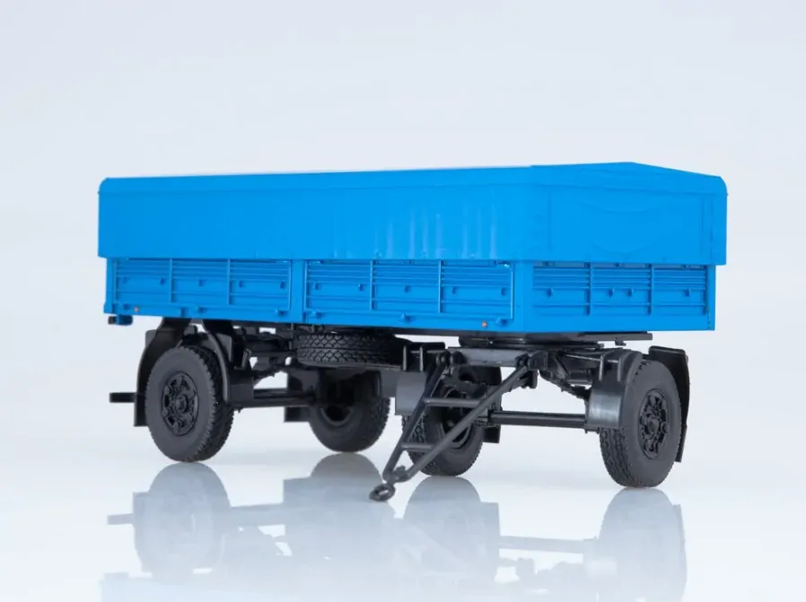 přívěs s plachtou MAZ-8926 1:43 Auto Historia