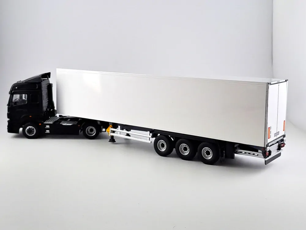 návěs skříňový bílý 1:43 Eligor