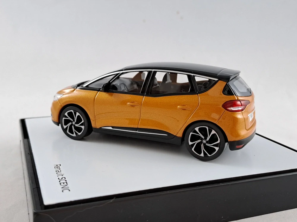 Renault Scénic 1:43 Norev