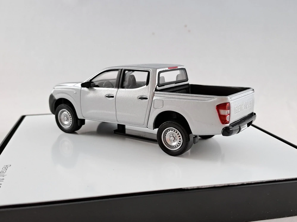 Renault Alaskan 1:43 Norev