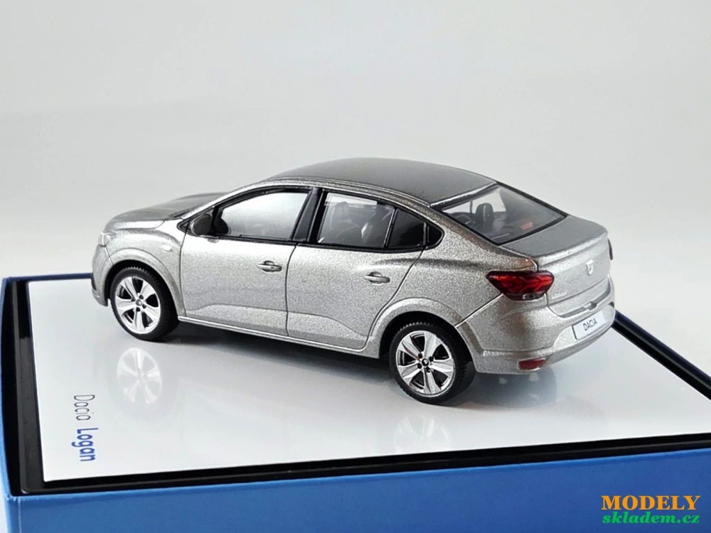 Dacia Logan 1:43 Norev