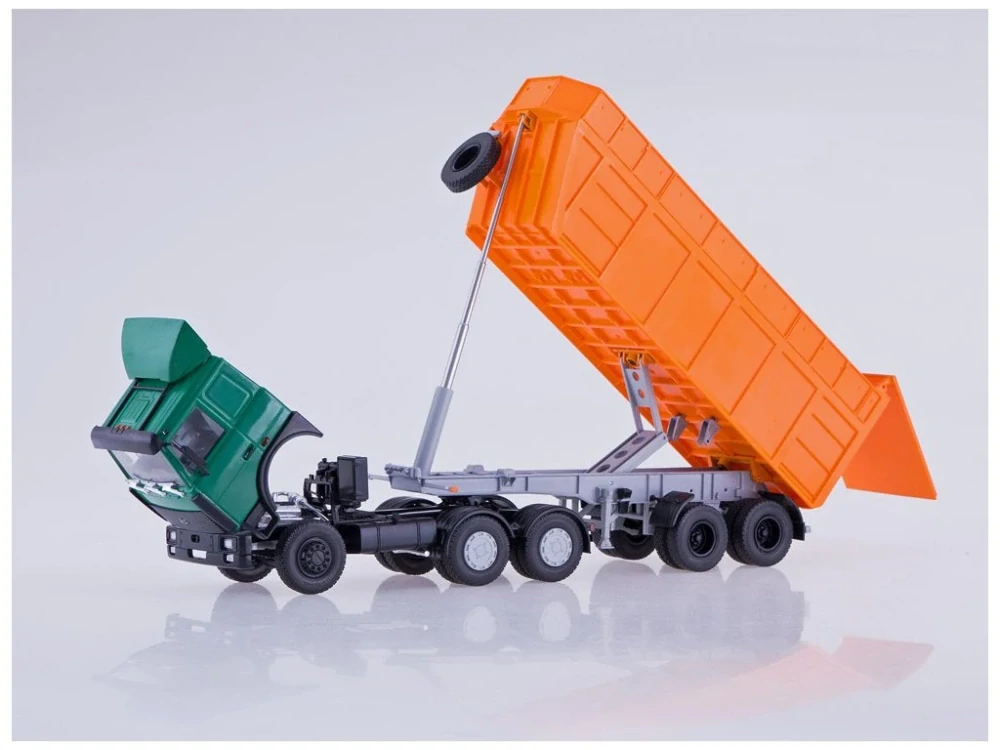 MAZ-6422 s návěsem MAZ-9506-30 1:43 Auto Historia