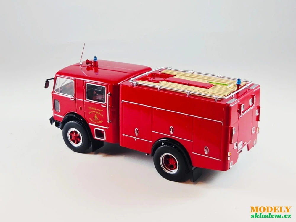 OM Fiat 150 hasiči 1:43 Hachette
