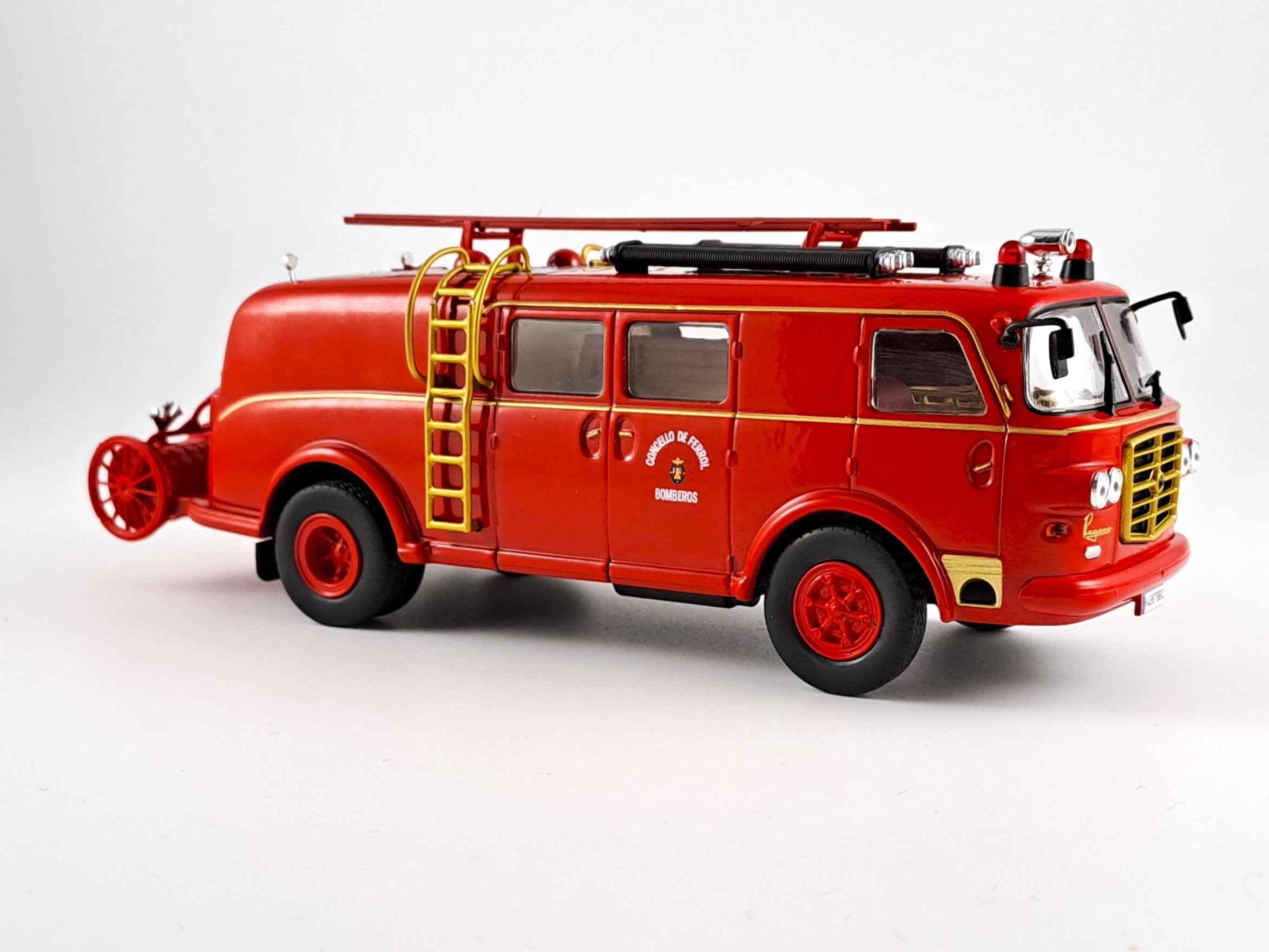 Pegaso Mofletes hasiči 1:43 Hachette