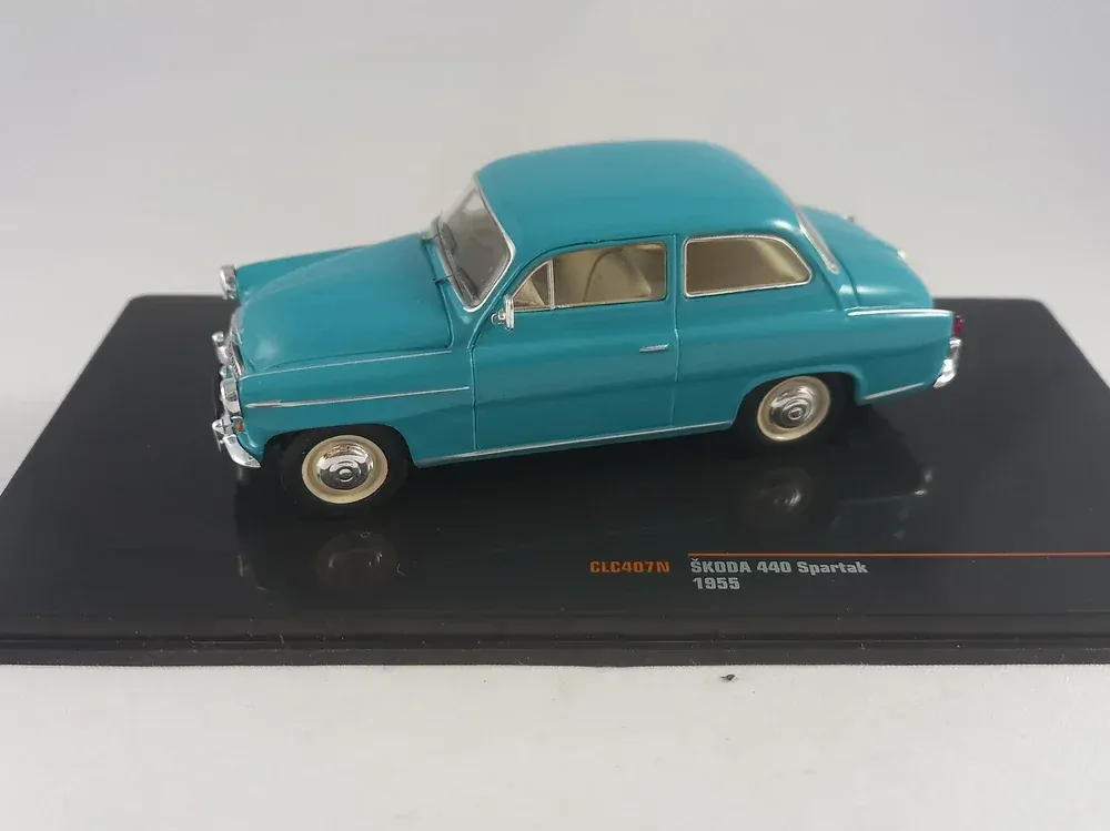 Škoda 440 Spartak 1:43 IXO