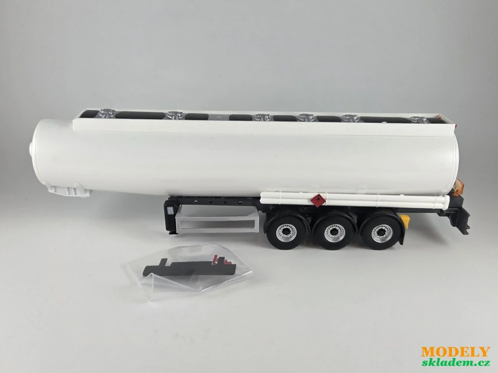 návěs cisternový na PHM Magyar 1:43 Eligor