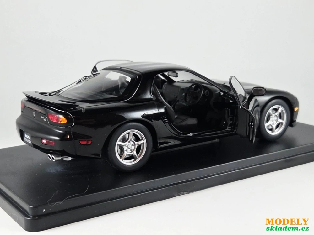 Mazda RX-7 1:24 Hachette