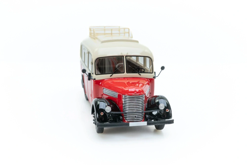 Praga RND 1:43 AutoCult
