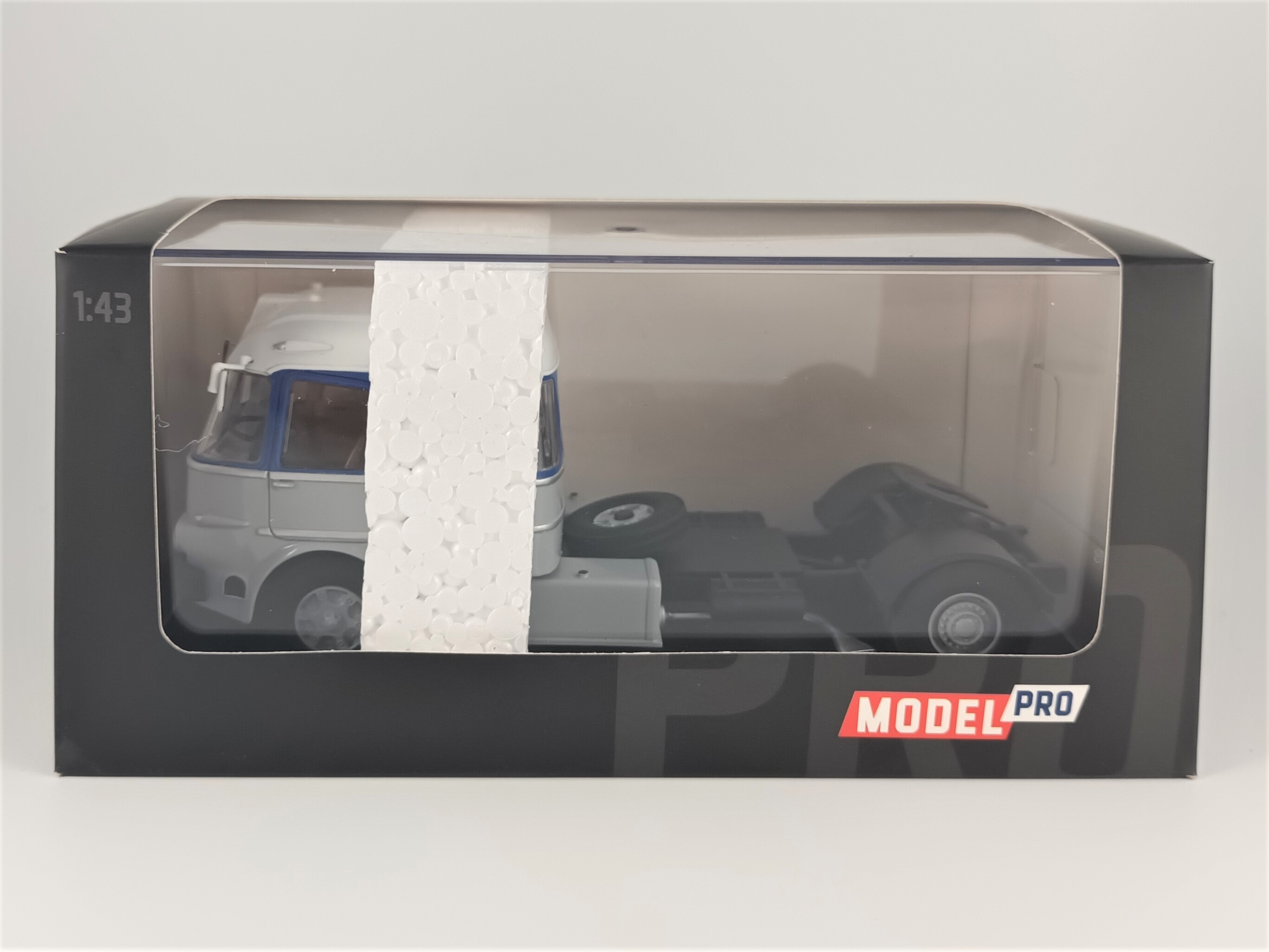 Ikarus 620 tahač 1:43 ModelPro