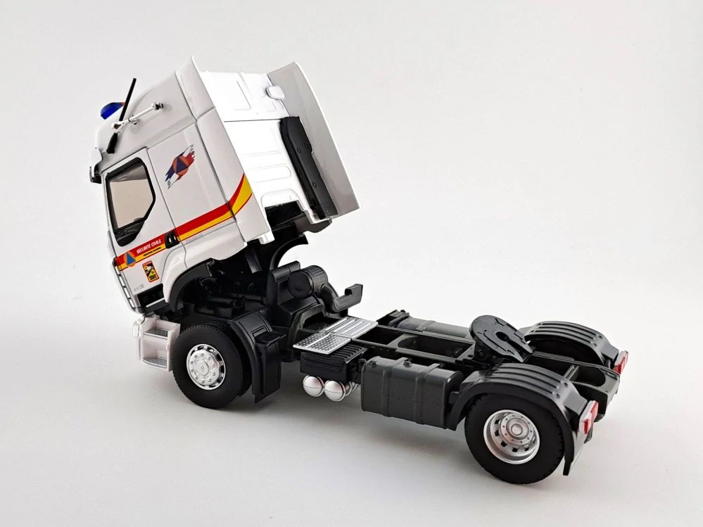 Renault Premium DXI s podvalníkem 1:43 Eligor