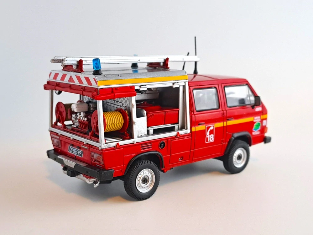 VW T3 Syncro hasiči 1:43 Hachette