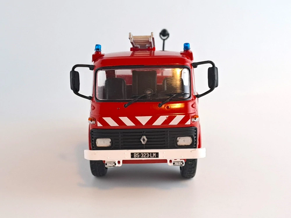 Saviem TP3 CCFL hasiči 1:43 Hachette