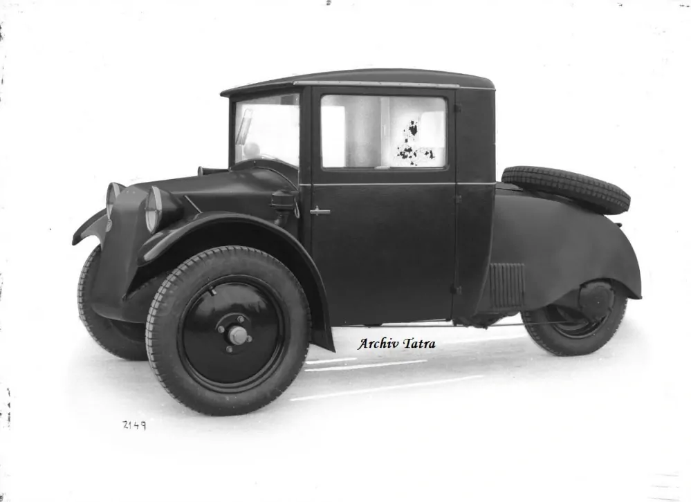 Tatra 49 osobní 1:43 AutoCult
