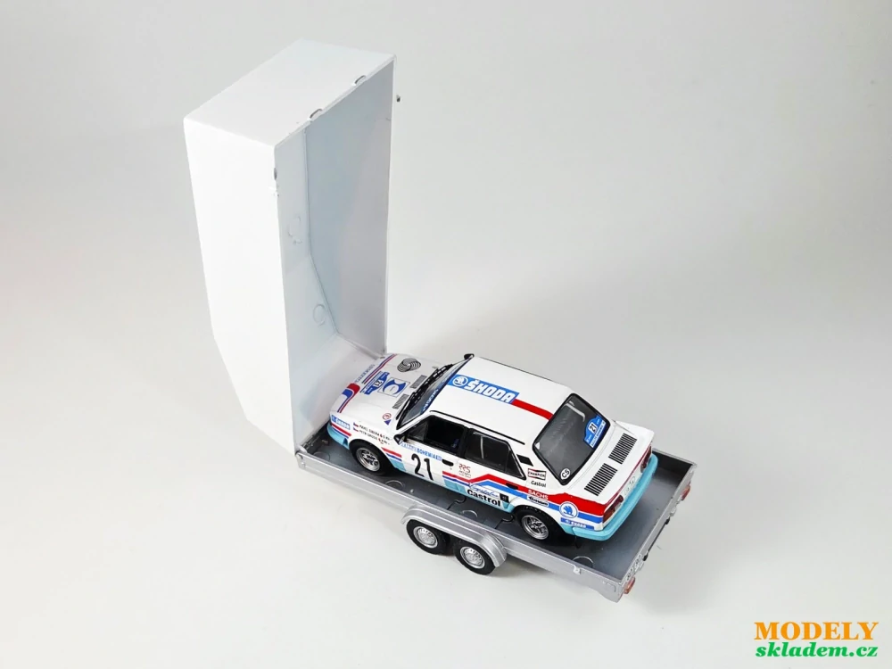 přívěs dvouosý krytý 1:43 Altaya