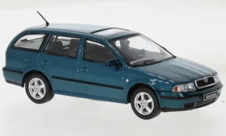 Škoda Octavia Combi 1:43 IXO